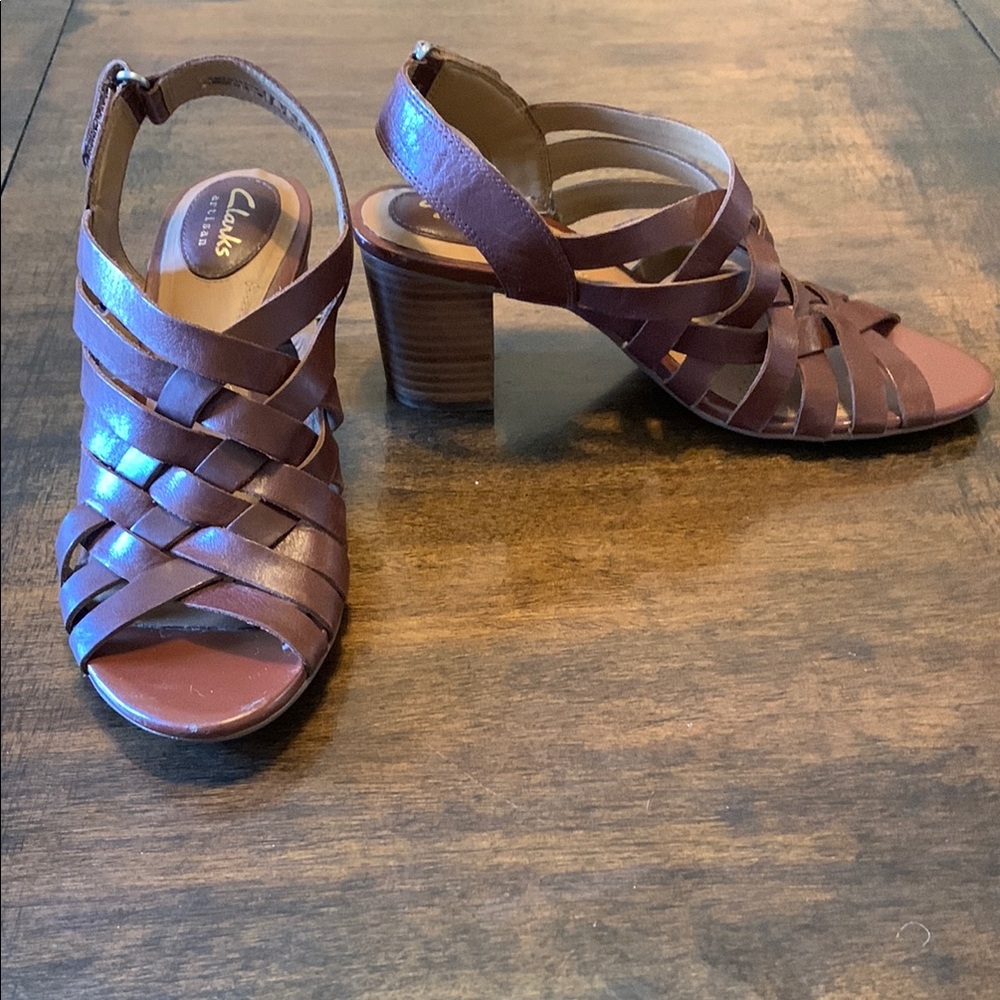 Clarks Artisan Women's Tan Strappy Heels